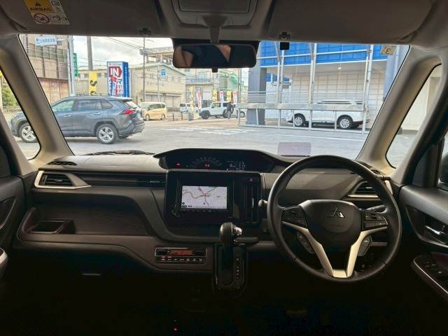 デリカD2CUSTOM HYBRID MV 全方位カメラパッケージ 内装他