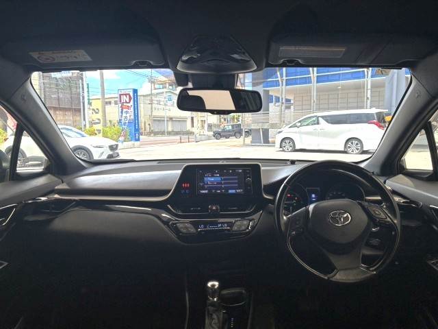 トヨタ C-HRの画像2