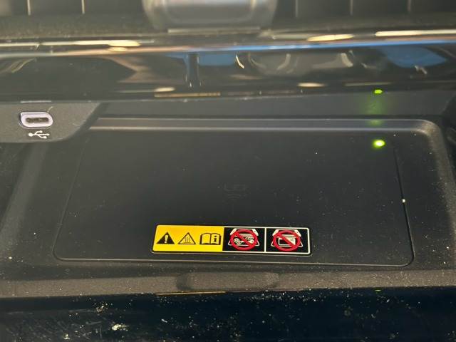 トヨタ アルファードハイブリッドの画像8