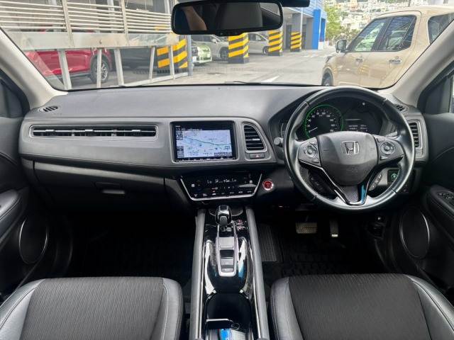 ホンダ ヴェゼルハイブリッドの画像2