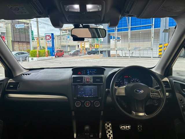 スバルフォレスター2.0XT EyeSight 内装他
