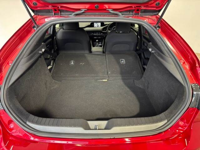 マツダ MAZDA3 FASTBACKの画像13