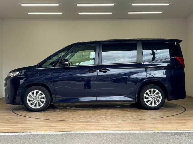 トヨタ ノアの画像17
