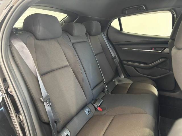 マツダ MAZDA3 FASTBACKの画像12