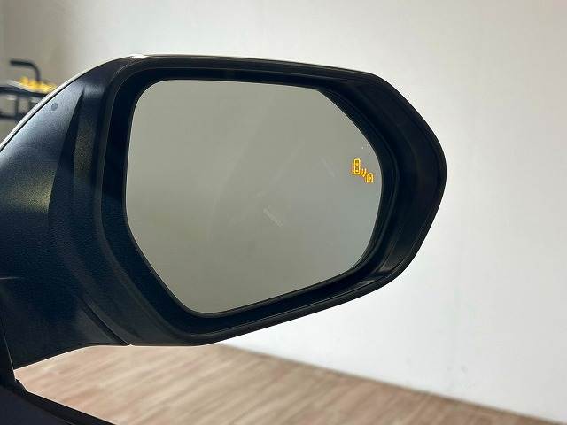 トヨタ&nbsp;C-HRの画像9