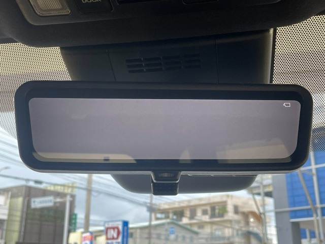 トヨタ&nbsp;ヴォクシーハイブリッドの画像5