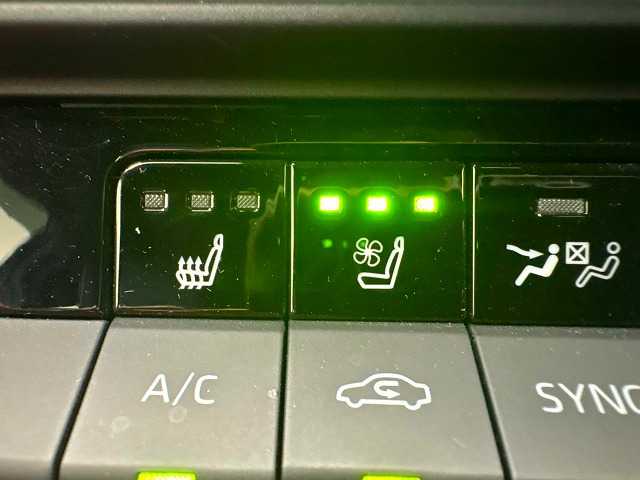 トヨタ クラウンクロスオーバーの画像9