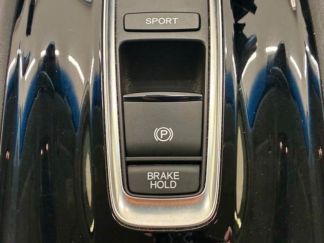 ホンダ ヴェゼルハイブリッドの画像9