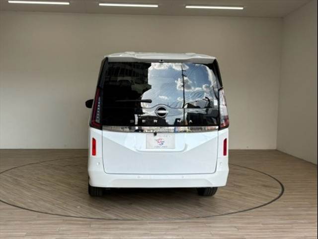 日産 セレナの画像16