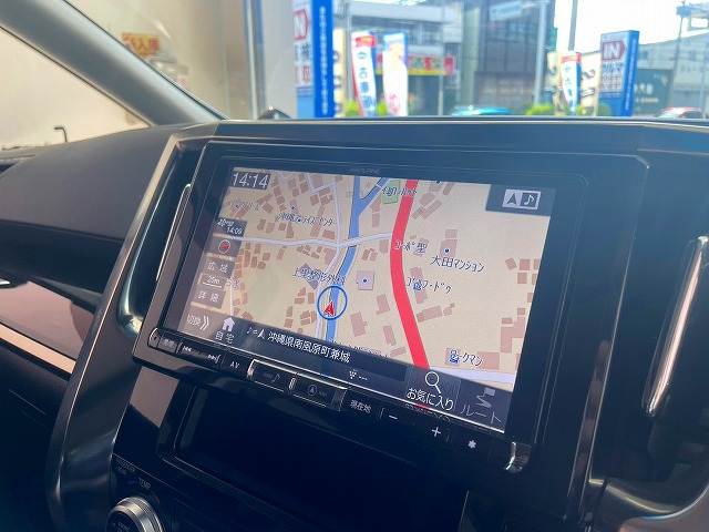 トヨタ アルファードの画像3