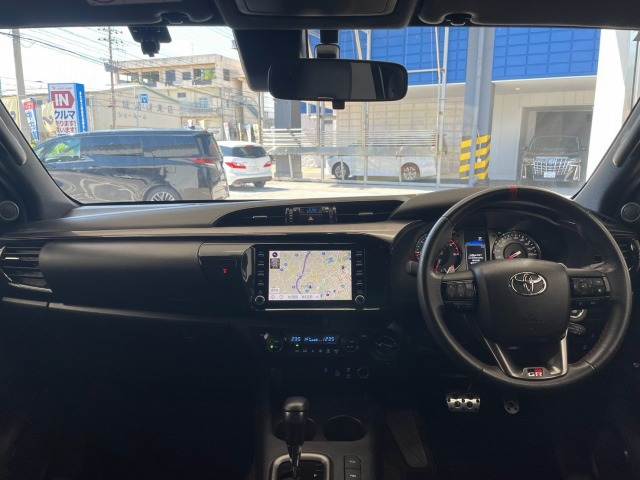 トヨタハイラックス□Z“GR SPORT” 内装他