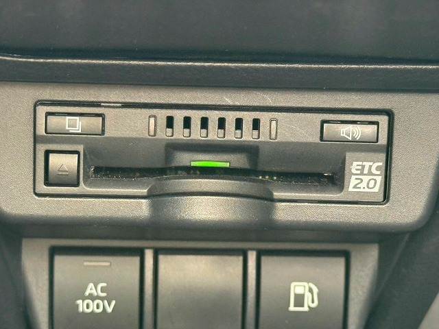 トヨタ&nbsp;プリウスの画像8