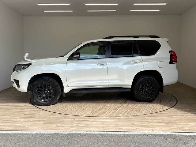 トヨタ ランドクルーザープラドの画像17