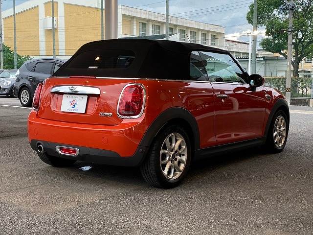 BMW MINI CONVERTIBLEの画像13