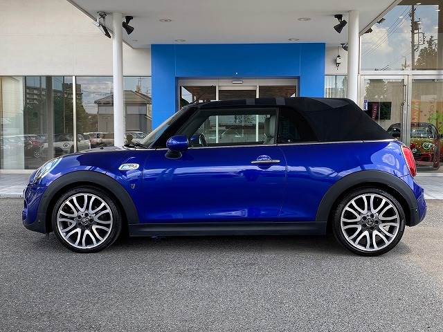 BMW MINI CONVERTIBLEの画像16