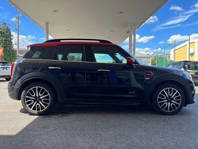 BMW MINI CROSSOVERの画像12