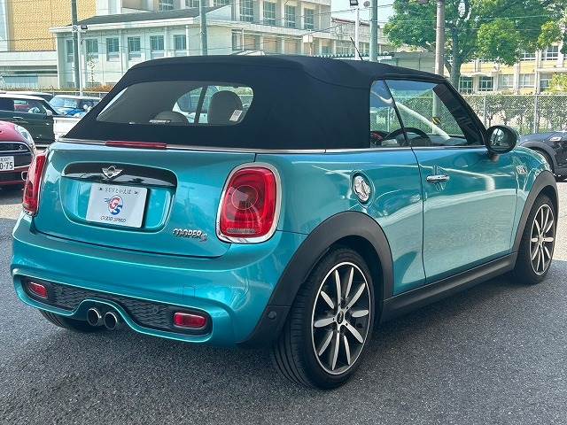 BMW MINI CONVERTIBLEの画像13