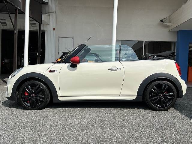 BMW MINI CONVERTIBLEの画像16