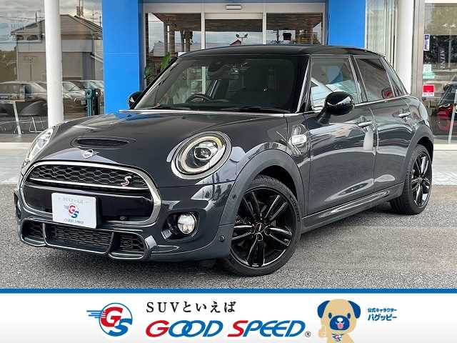 BMWMINI5ドア COOPER S John Cooper Worksパッケージ