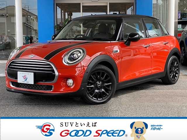 BMW MINI 5ドア COOPER D 外観