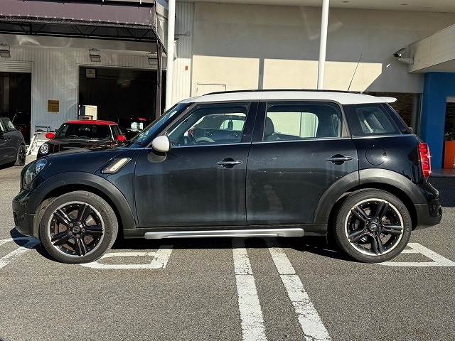 BMW MINI CROSSOVERの画像16