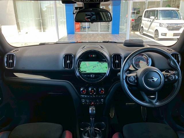 BMW MINI CROSSOVERの画像3