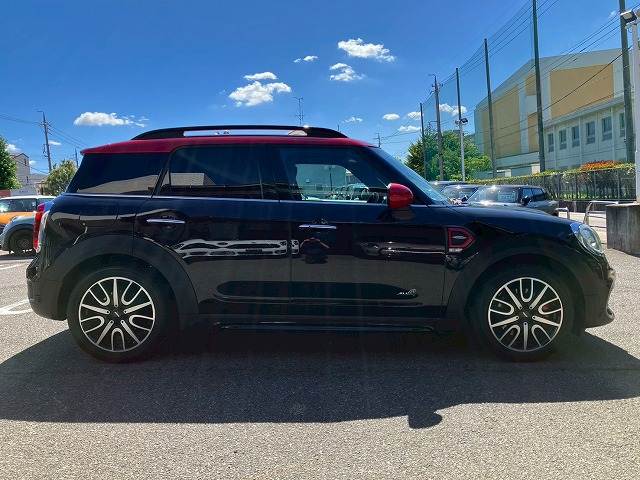 BMW MINI CROSSOVERの画像12