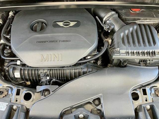 BMW MINI CROSSOVERの画像18