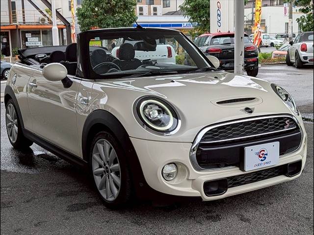 BMW MINI CONVERTIBLEの画像11