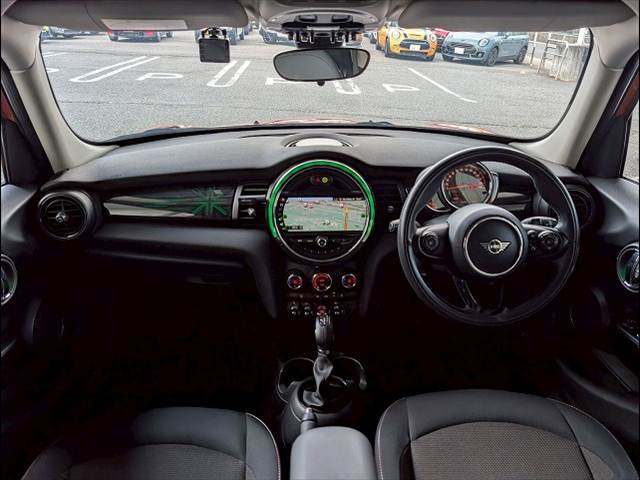 MINI5ドア COOPER D 内装他
