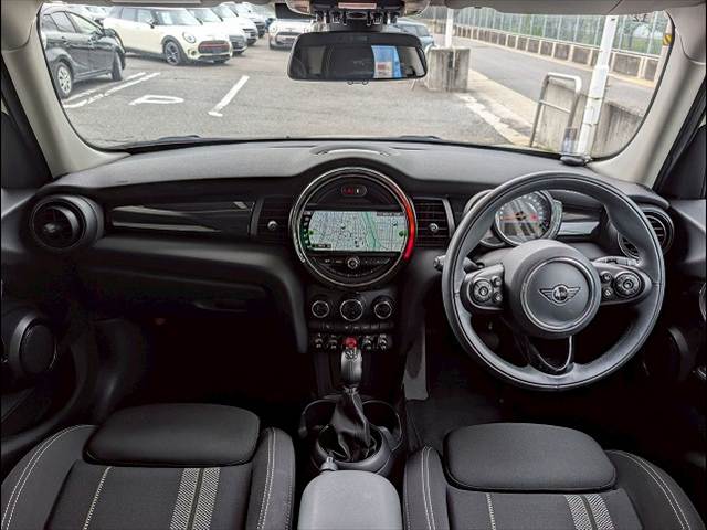 MINI5ドア COOPER SD 内装他