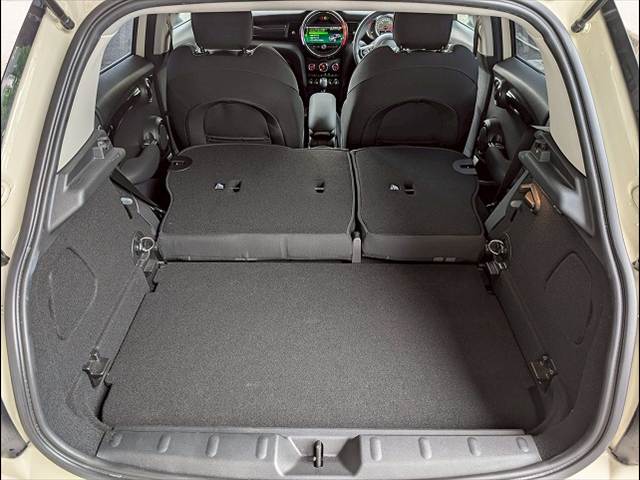 BMW MINIの画像19