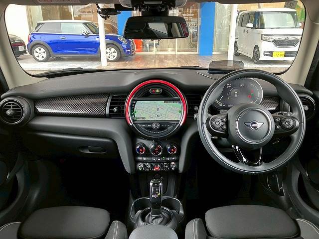 MINI5ドア COOPER SD 内装他
