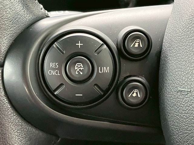 MINI CROSSOVER5ドア COOPER S 内装他