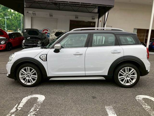 BMW MINI CROSSOVERの画像16