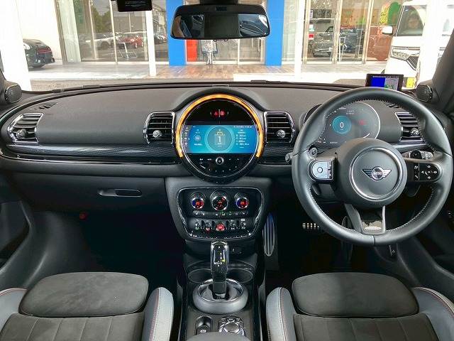 MINI CLUBMAN5ドア JOHN COOPER WORKS 内装他