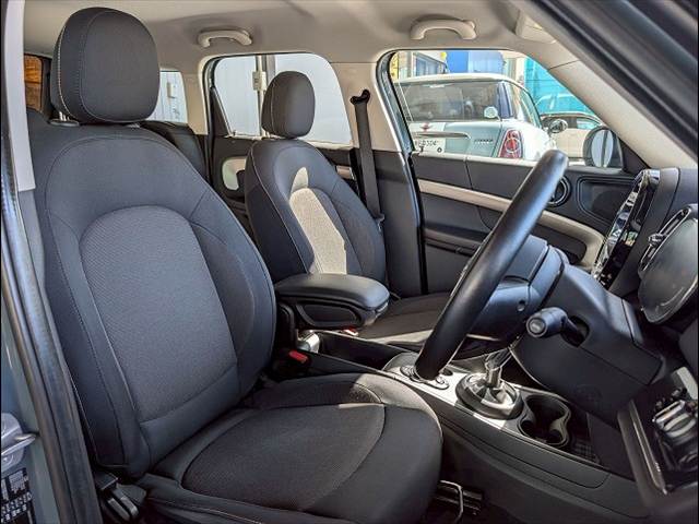 BMW MINI CROSSOVERの画像17