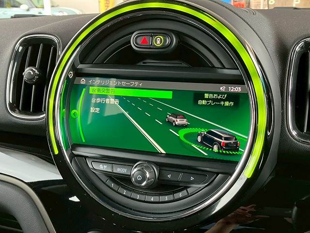 MINI CROSSOVER5ドア COOPER D 内装他