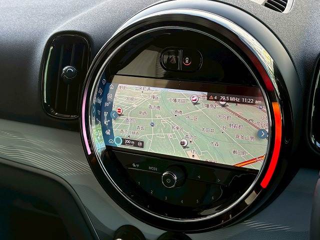 BMW MINI CROSSOVERの画像4