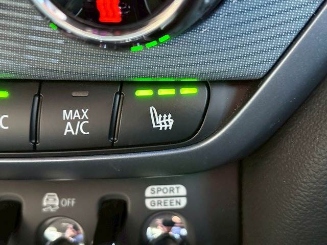 BMW MINI CROSSOVERの画像8