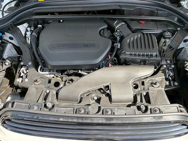 BMW MINI CROSSOVERの画像18