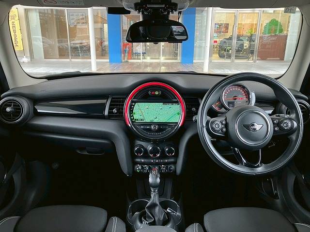 MINI5ドア COOPER SD 内装他