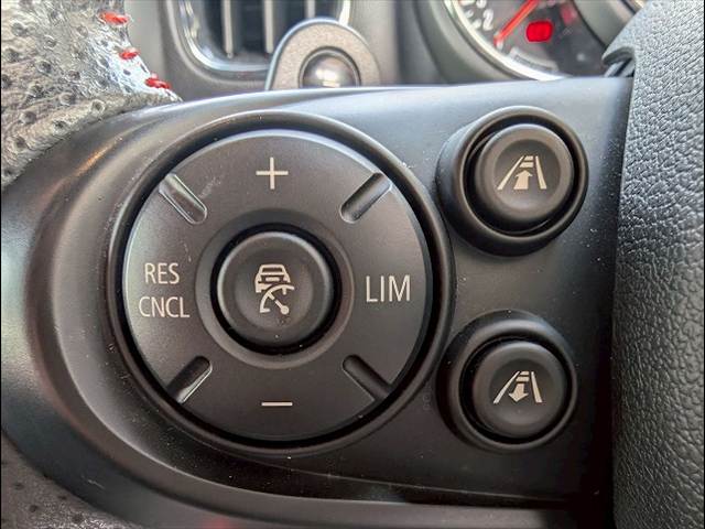 MINI CROSSOVERJohn Cooper Works Crossover 内装他