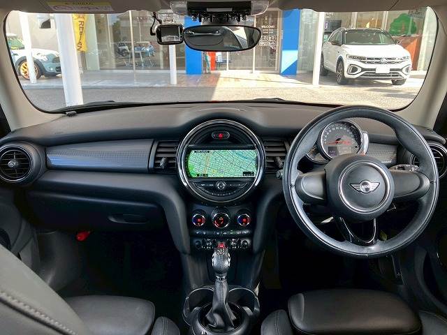 MINI5ドア COOPER サザーク 内装他