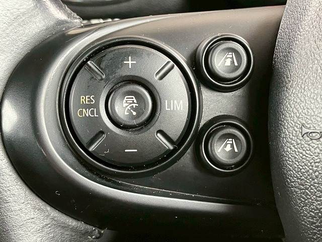 BMW MINI CROSSOVERの画像8