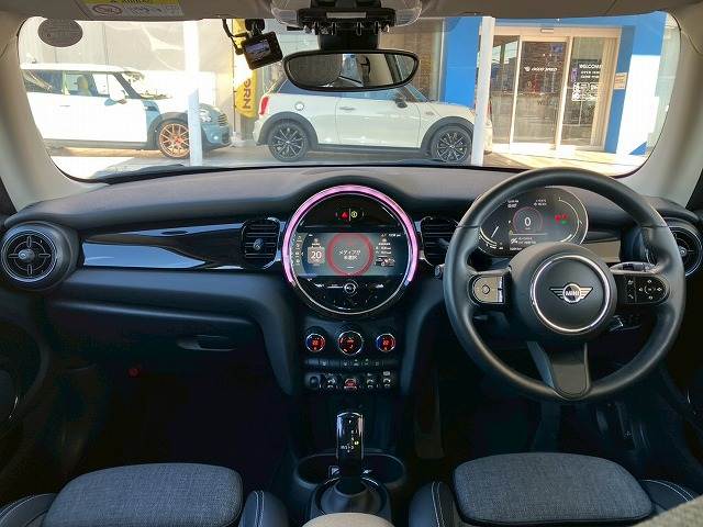 MINI3ドア COOPER Classic TRIM 内装他