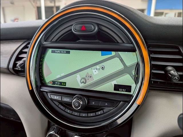 MINI CONVERTIBLE2ドア COOPER 内装他