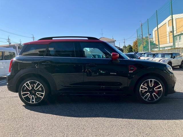 BMW MINI CROSSOVERの画像12