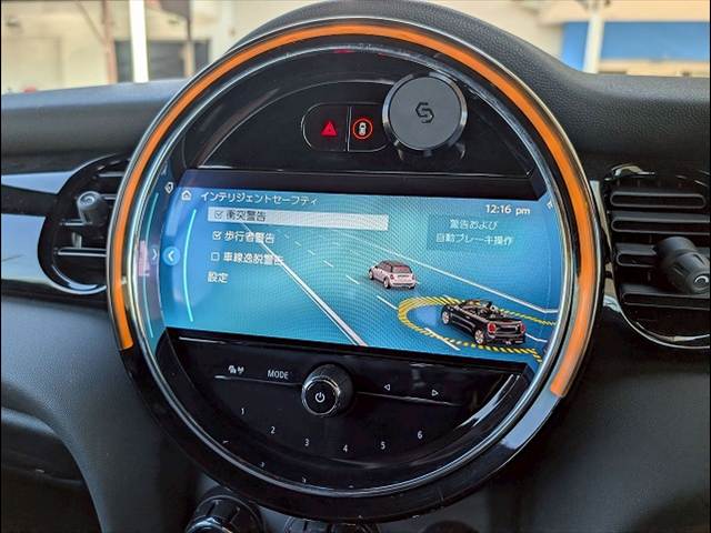 MINI CONVERTIBLE2ドア COOPER 内装他