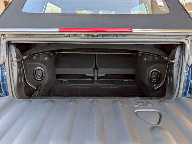 BMW MINI CONVERTIBLEの画像19